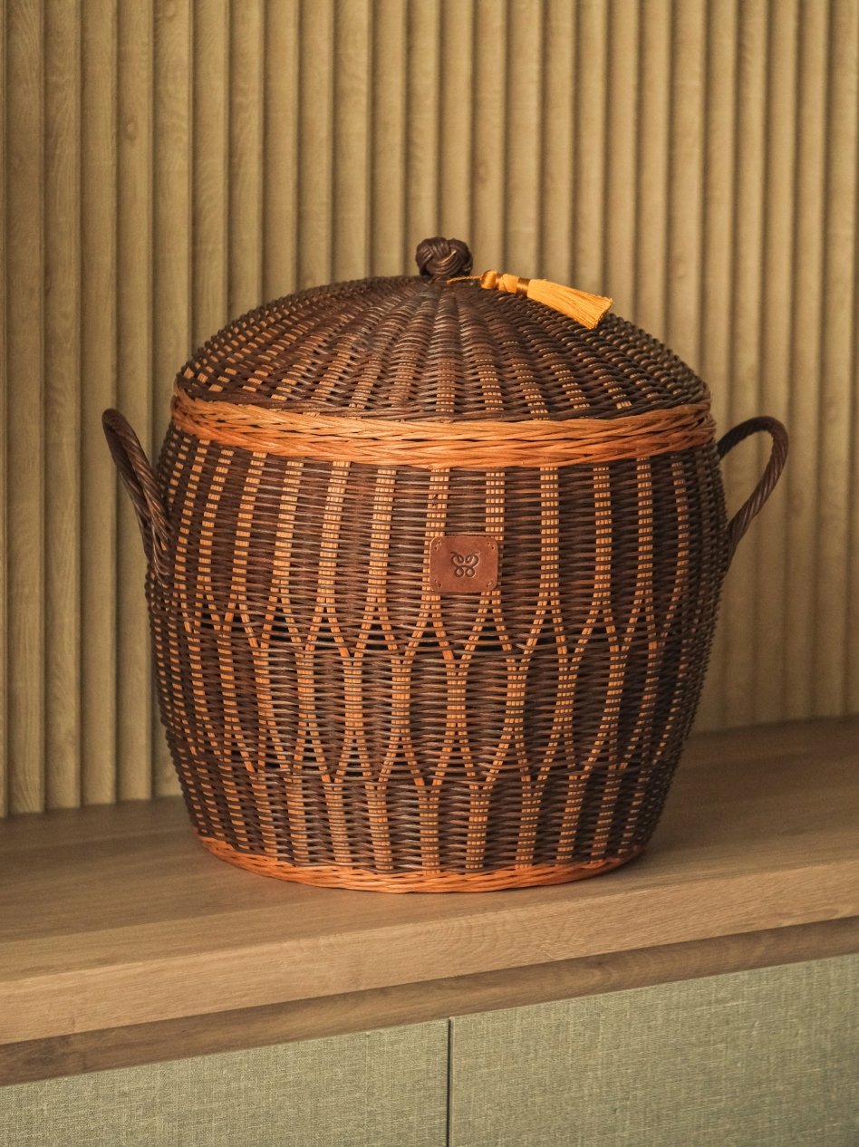 BROWN GUCI BASKET